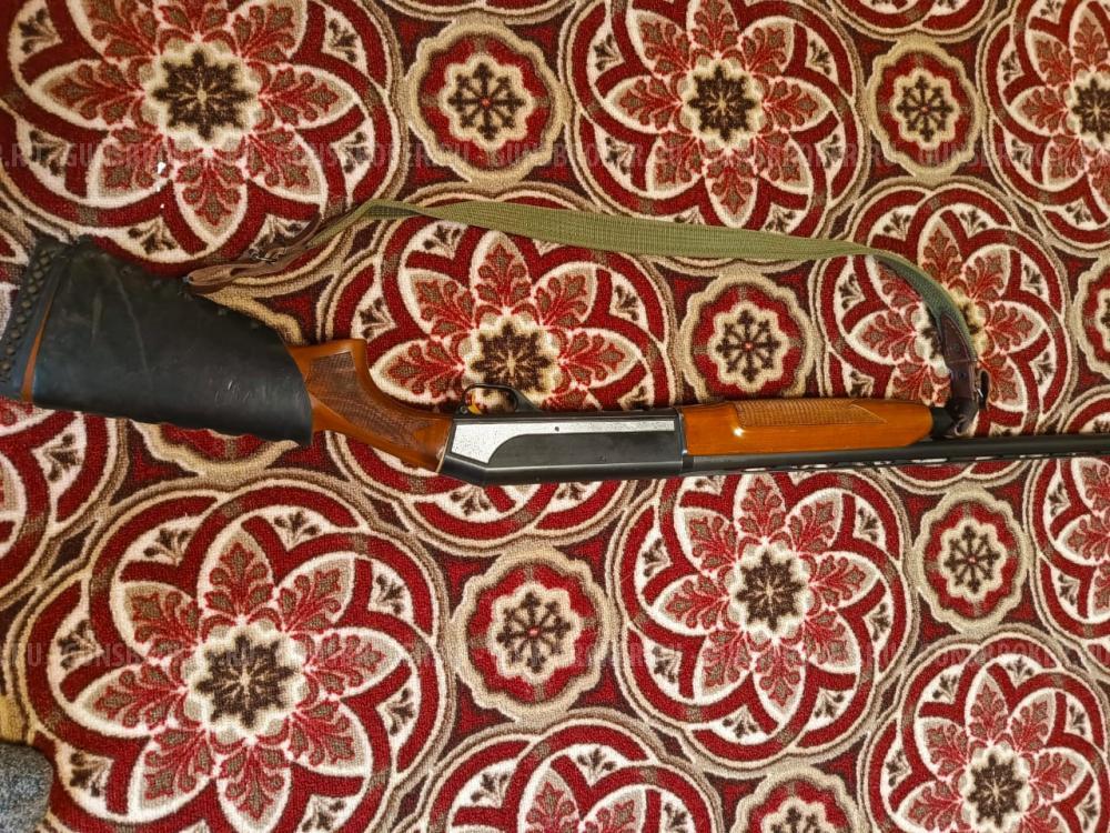 Stoeger 2000 Deluxe
