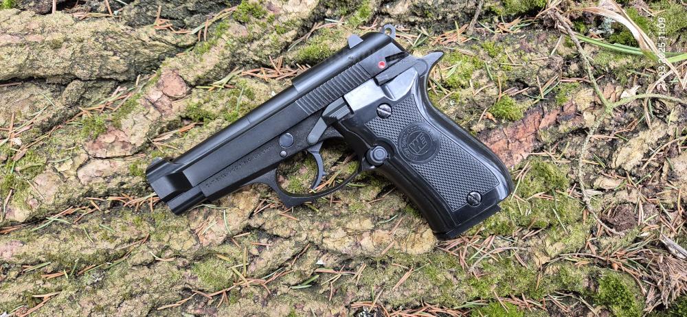 Страйкбольный пистолет Beretta 84
