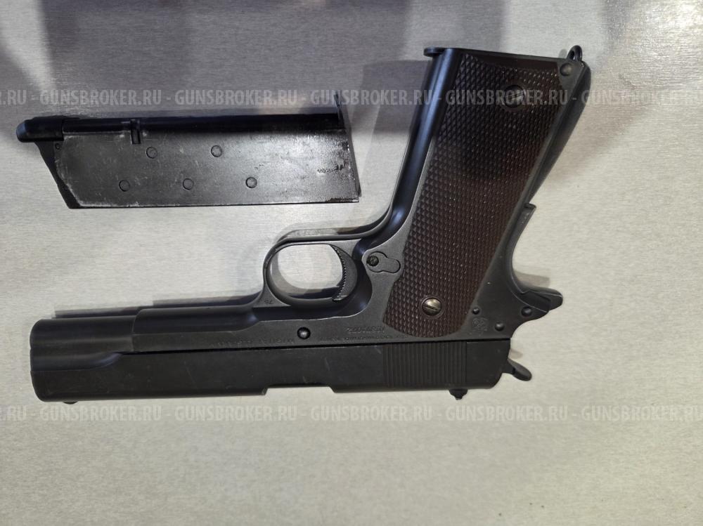 Страйкбольный пистолет Colt M1911 от фирмы Tokyo Marui, Япония.  