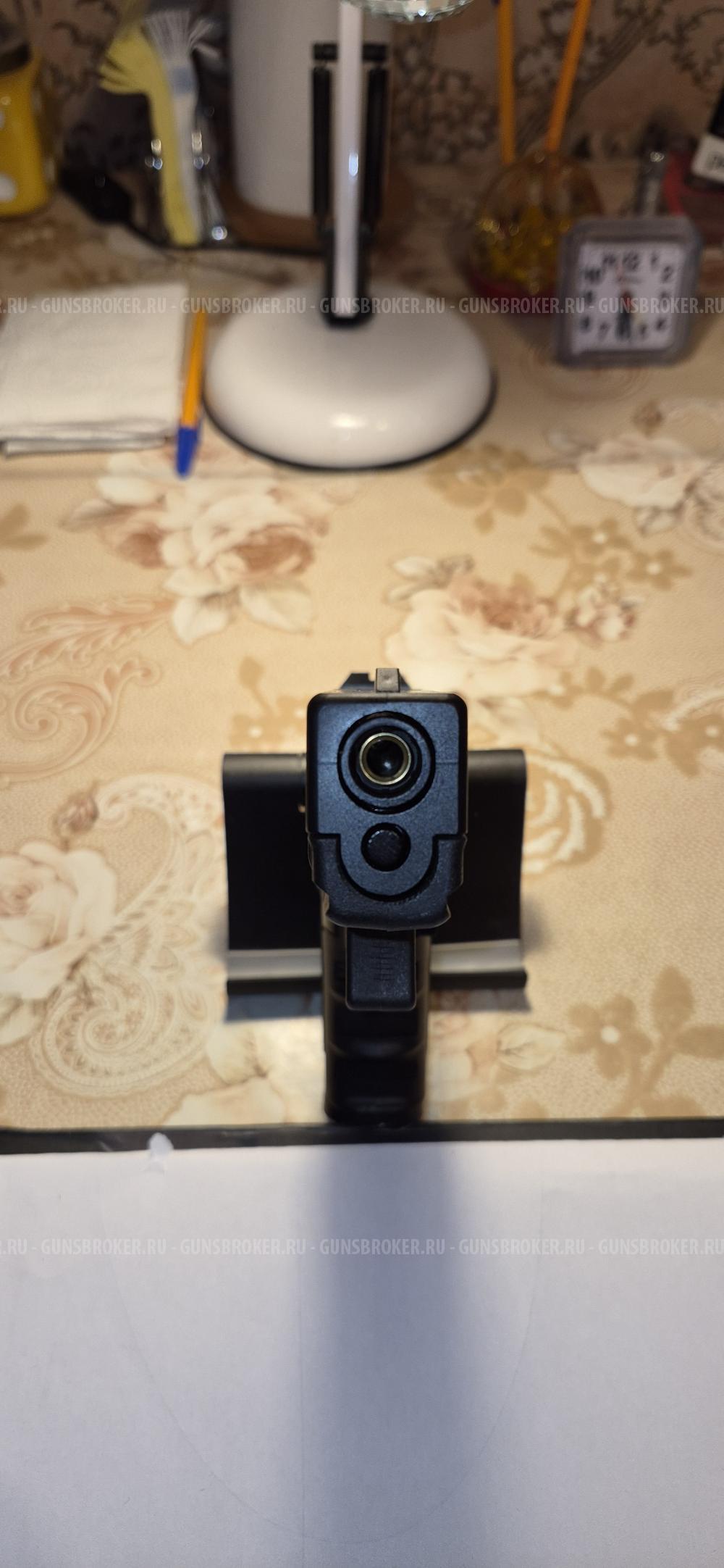 Страйкбольный пистолет Глок 19 Gen3 новый