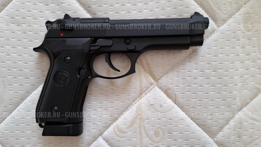 Страйкбольный пистолет kjw Beretta m9