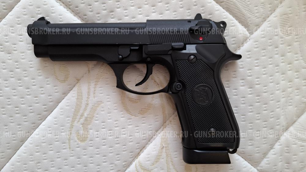 Страйкбольный пистолет kjw Beretta m9