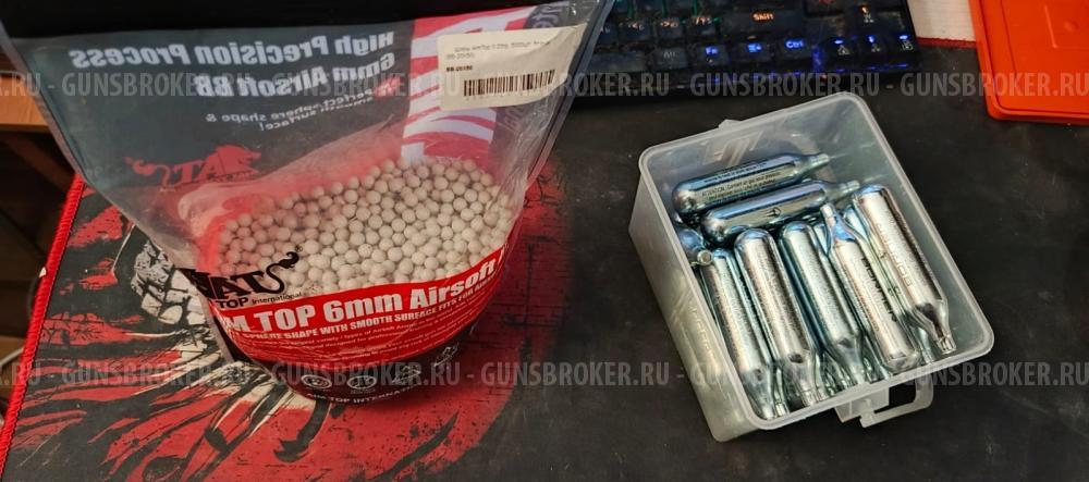 Страйкбольный пистолет KWC Беретта M92 6mm