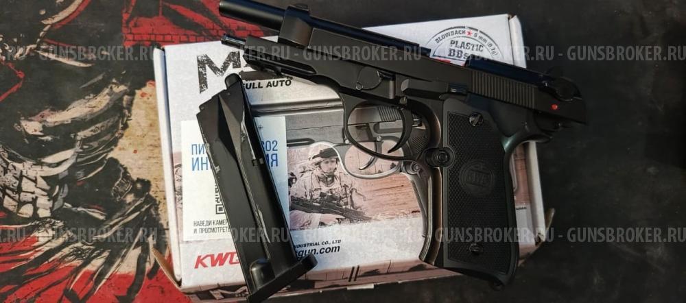 Страйкбольный пистолет KWC Беретта M92 6mm