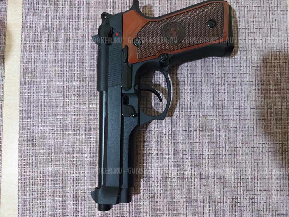 Страйкбольный пистолет WE Beretta M92 GBB Black (WE-M001)