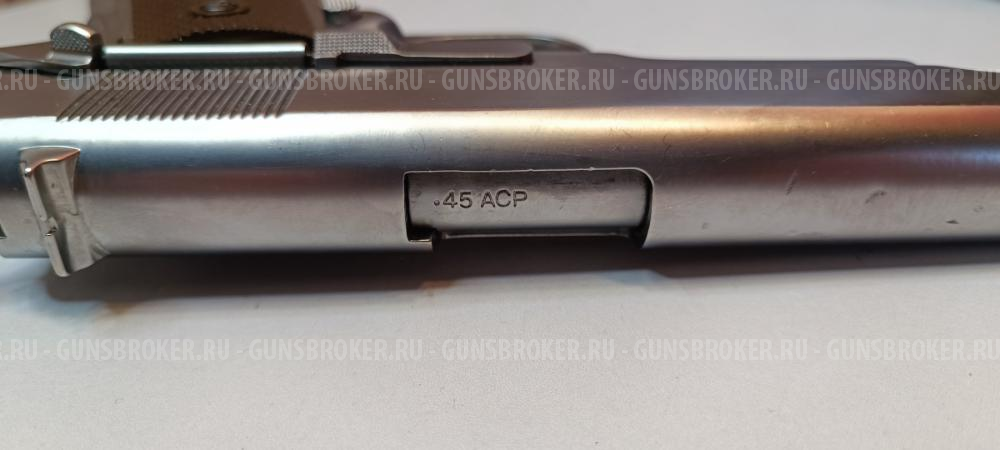 Страйкбольный пистолет WE Colt M1911A1 Silver, коричневые накладки