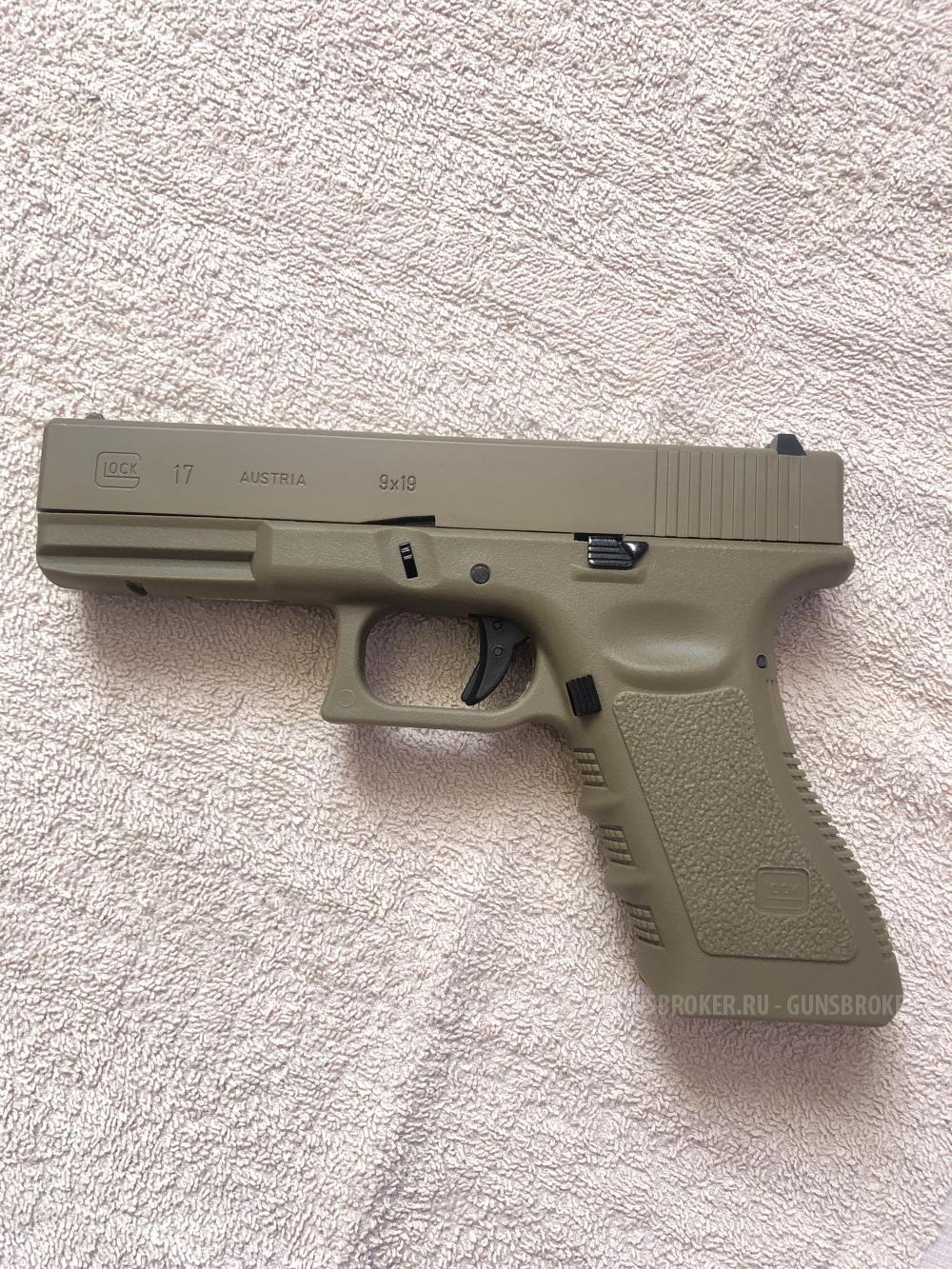 Страйкбольный пистолета Glock 17 Gen 3 от фирмы East Crane