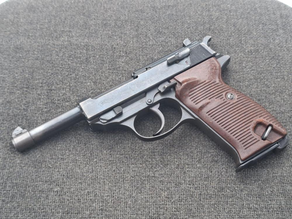 Макет пистолета Вальтер Walther HP, аналог P-38 в отличном состоянии.