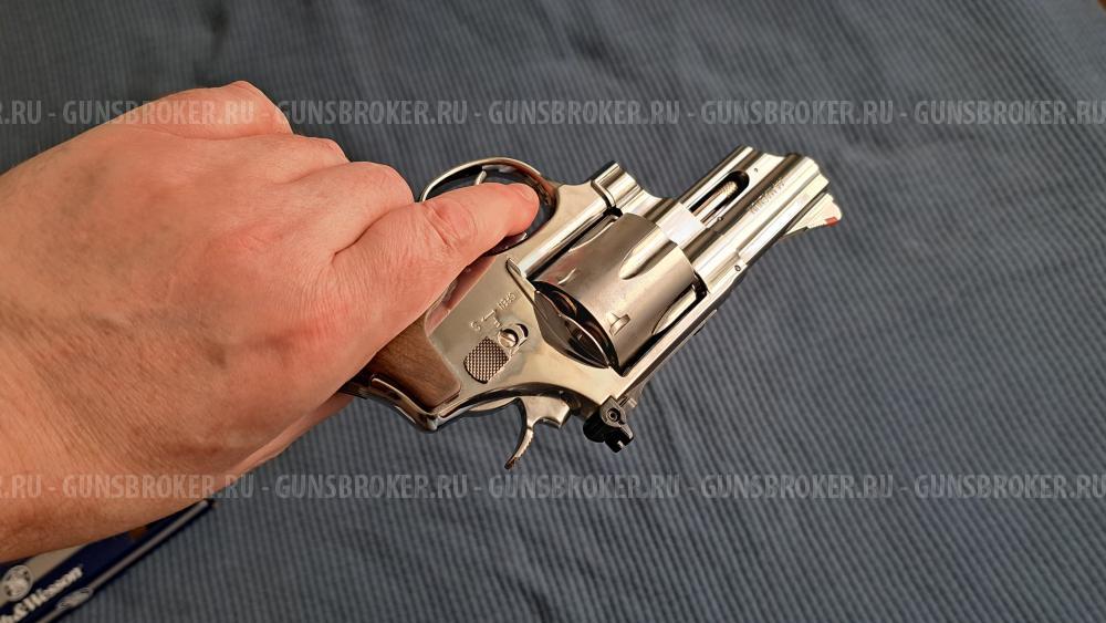Страйкбольный револьвер Umarex S&W M29 CO2 (3 дюйма)