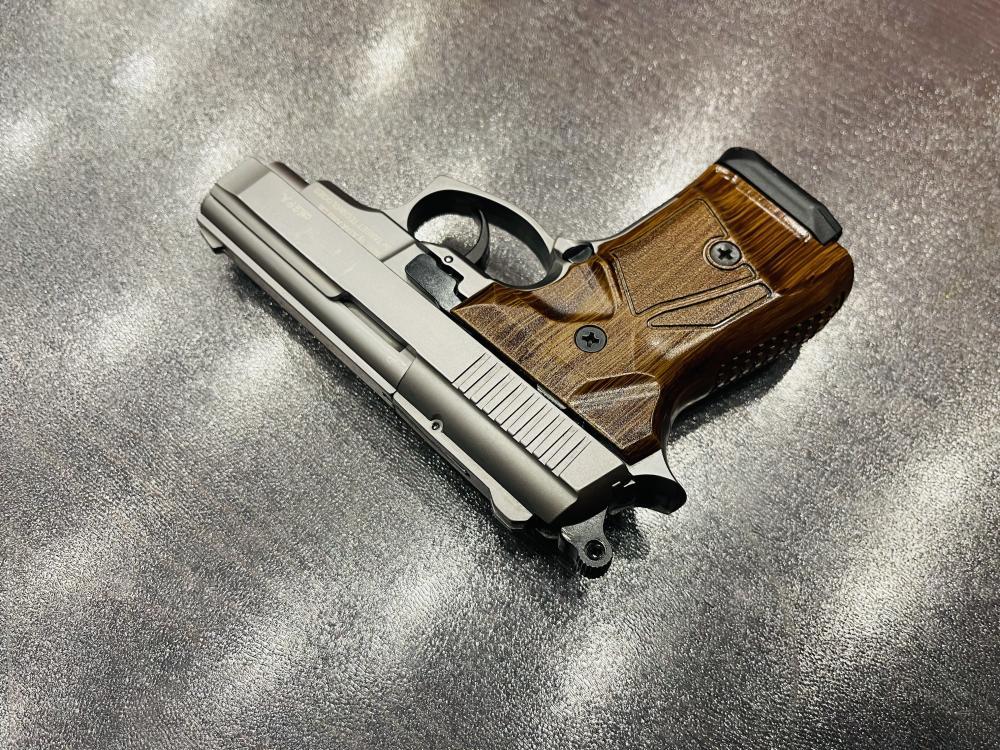 Streamer-2014., к. 9мм Р.А.  тел. +7495-175-75-75