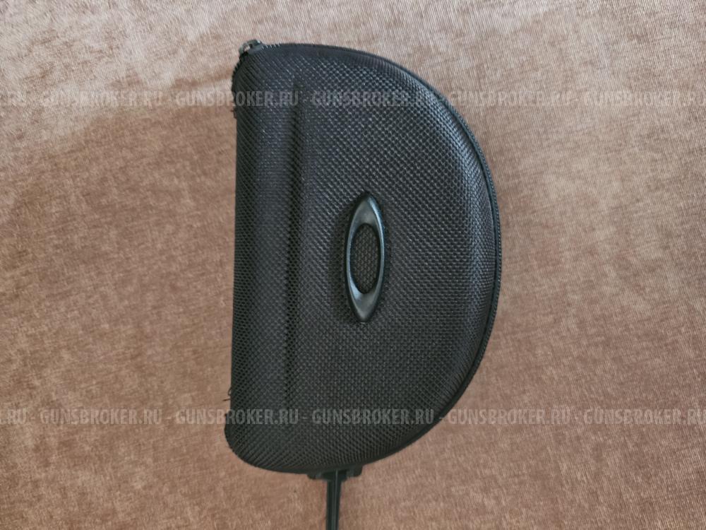 Стрелковый жилет BERETTA размер 3XL, очки и перчатки (комплект).