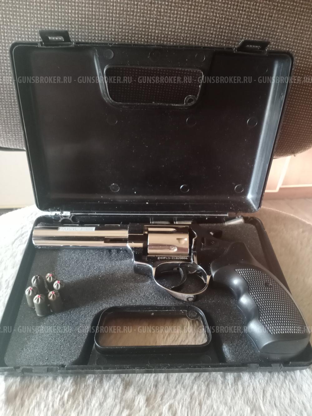 Свето шумовой револьвер таурус-курс, барабан шестизарядный