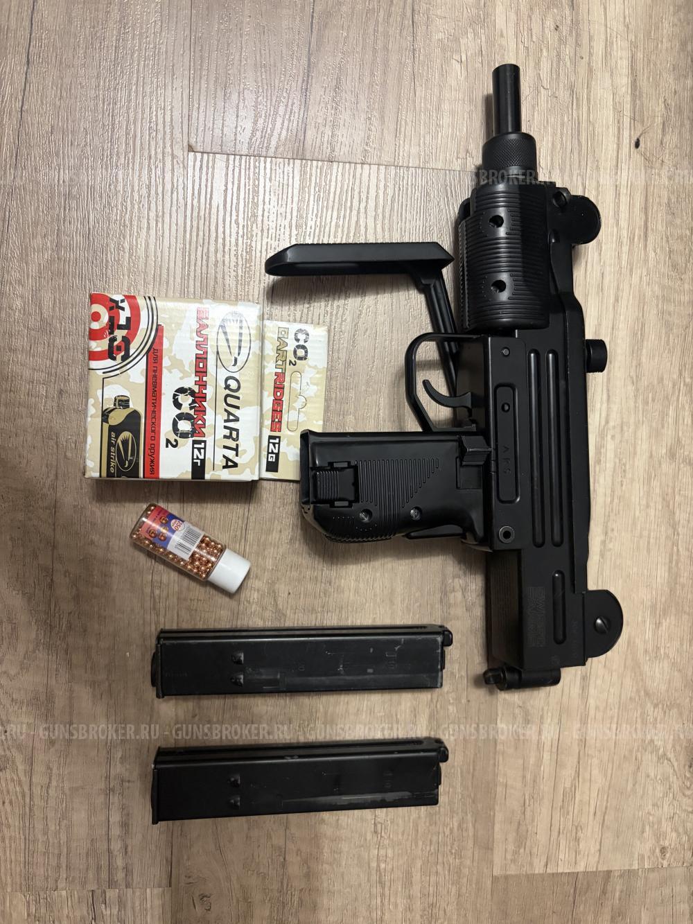 Swiss Arms UZM, узи блоубек