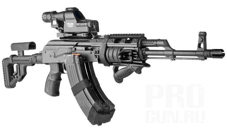 Тактическая рукоятка и упор на цевьё