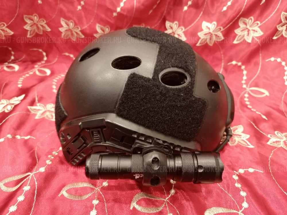 Шлем тактический (реплика) с фонарём и тактическими очками