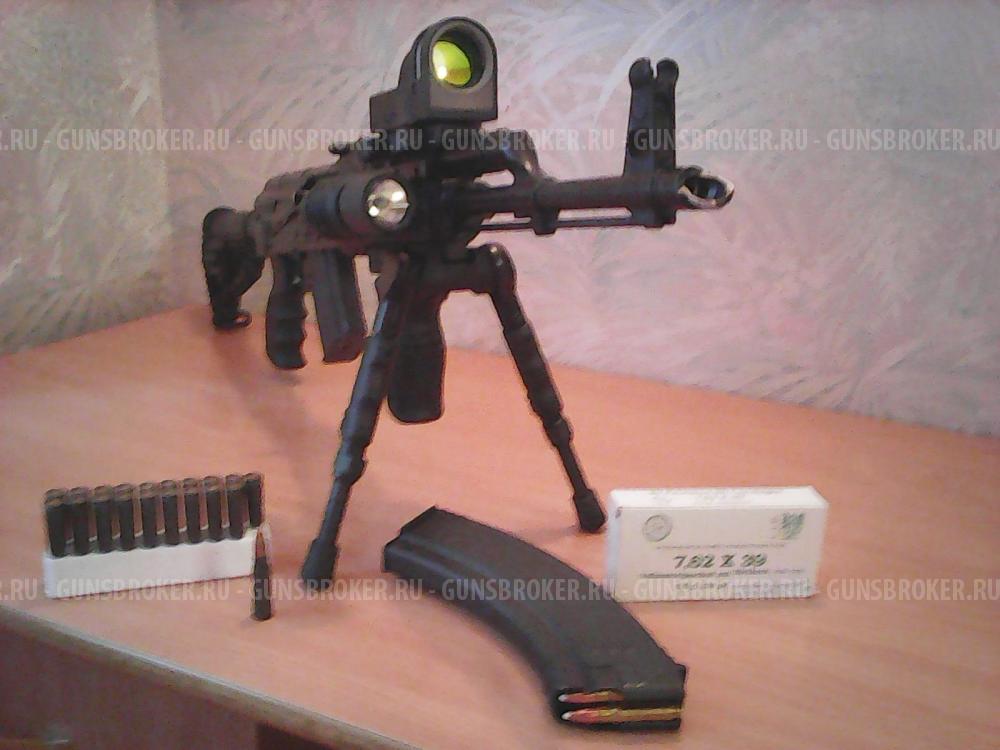 тактический фонарь SureFire 