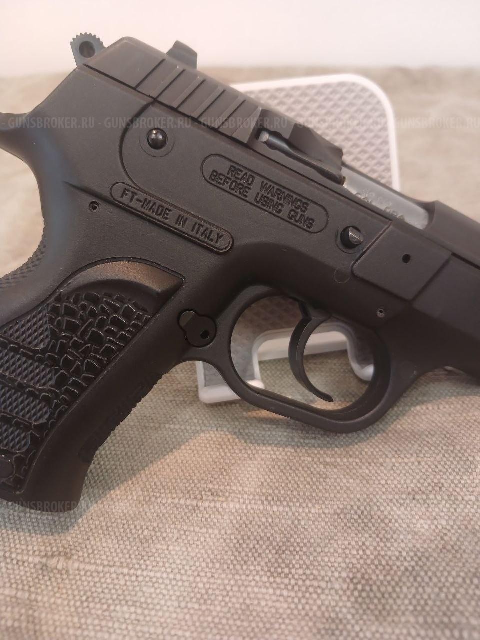 TANFOGLIO INNA. 9mm. PA. ITALY.2010г