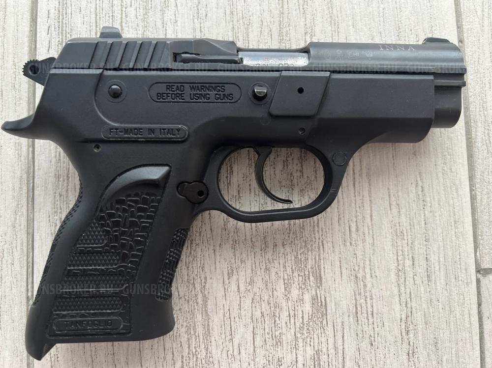 TANFOGLIO INNA