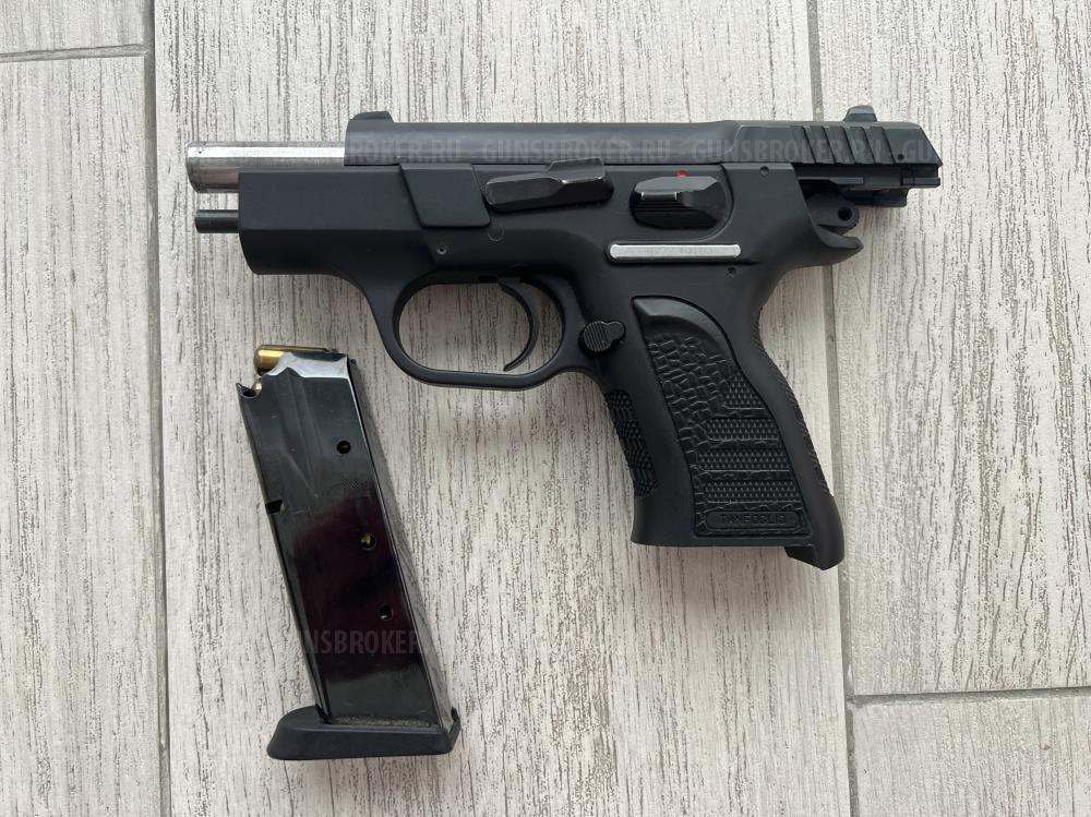 TANFOGLIO INNA