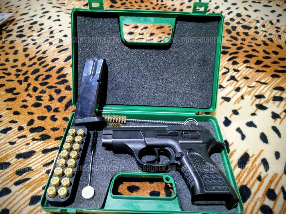 Танфоглио Инна