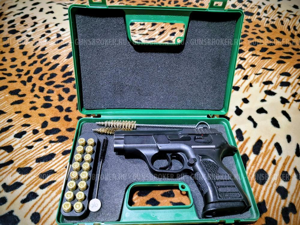 Танфоглио Инна