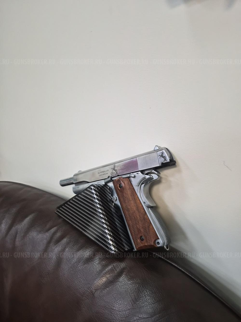 Taurus 92 (Beretta), Colt 1911
