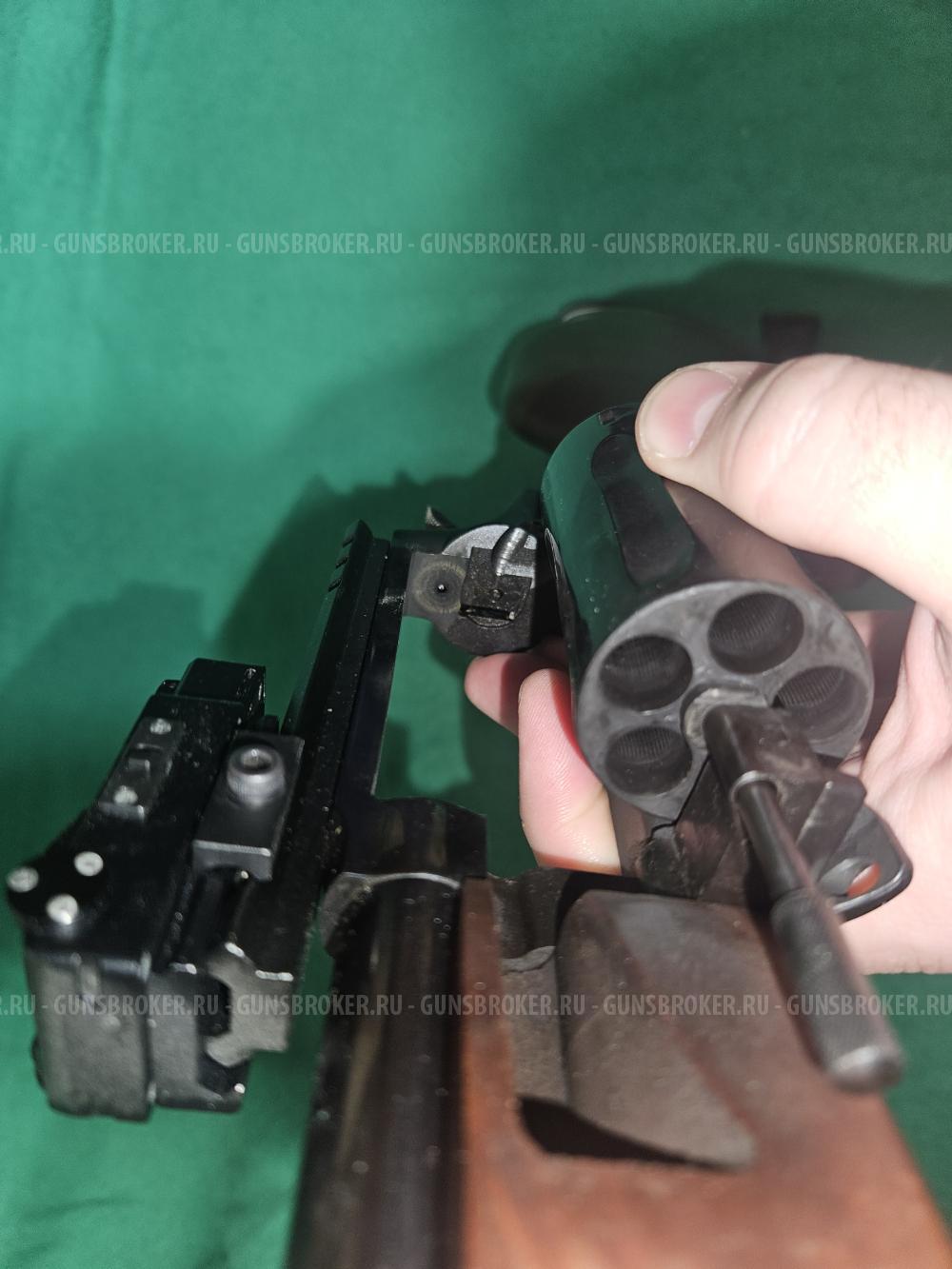 Taurus Circuit Judge револьвер 410 