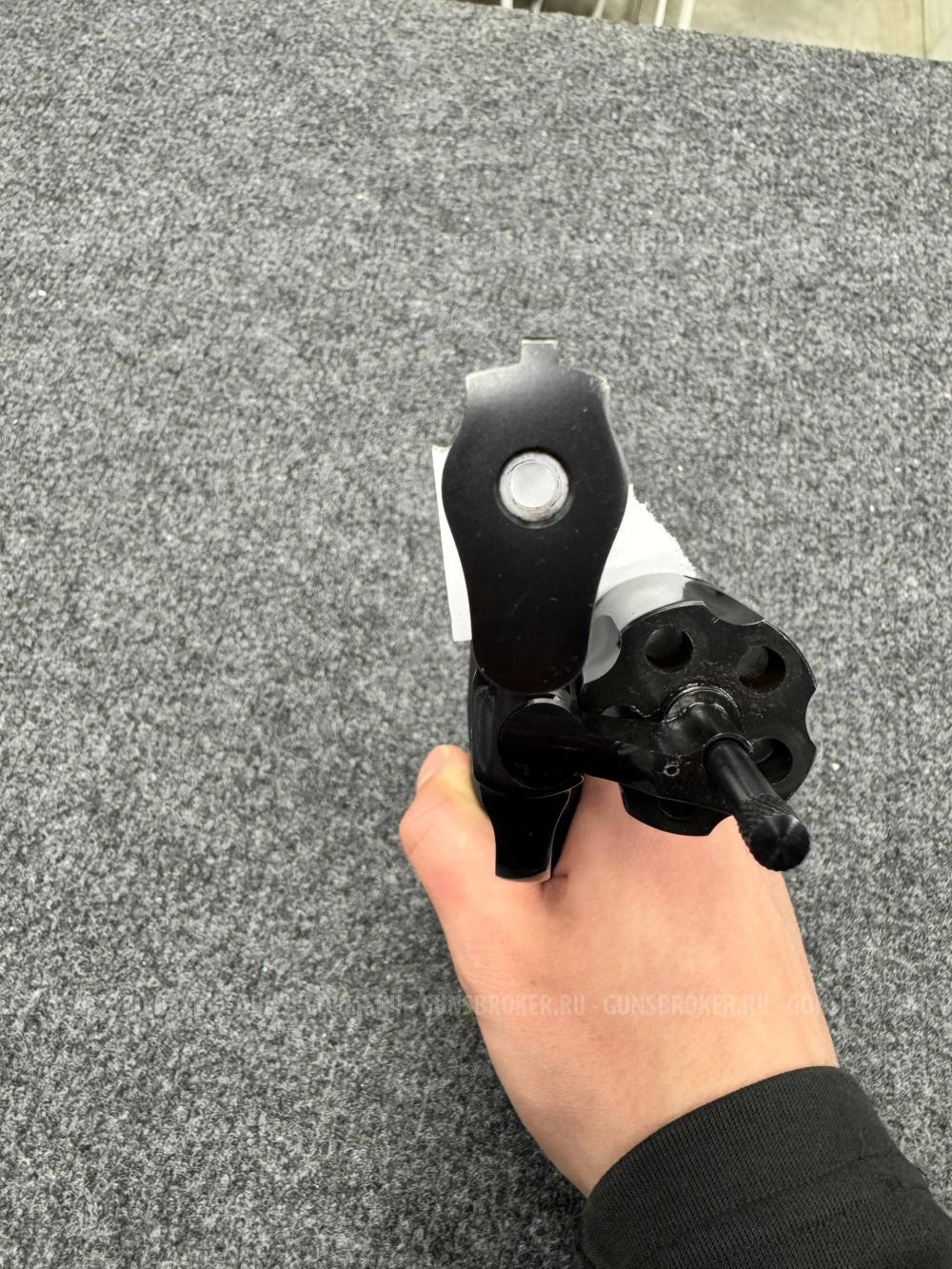 Taurus LOM-13 9мм. Р.А. БРАЗИЛИЯ 