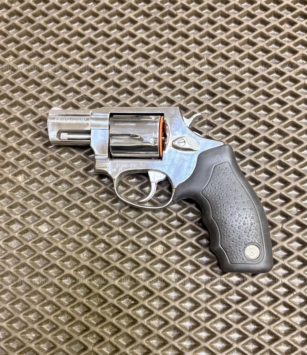 TAURUS LOM-13