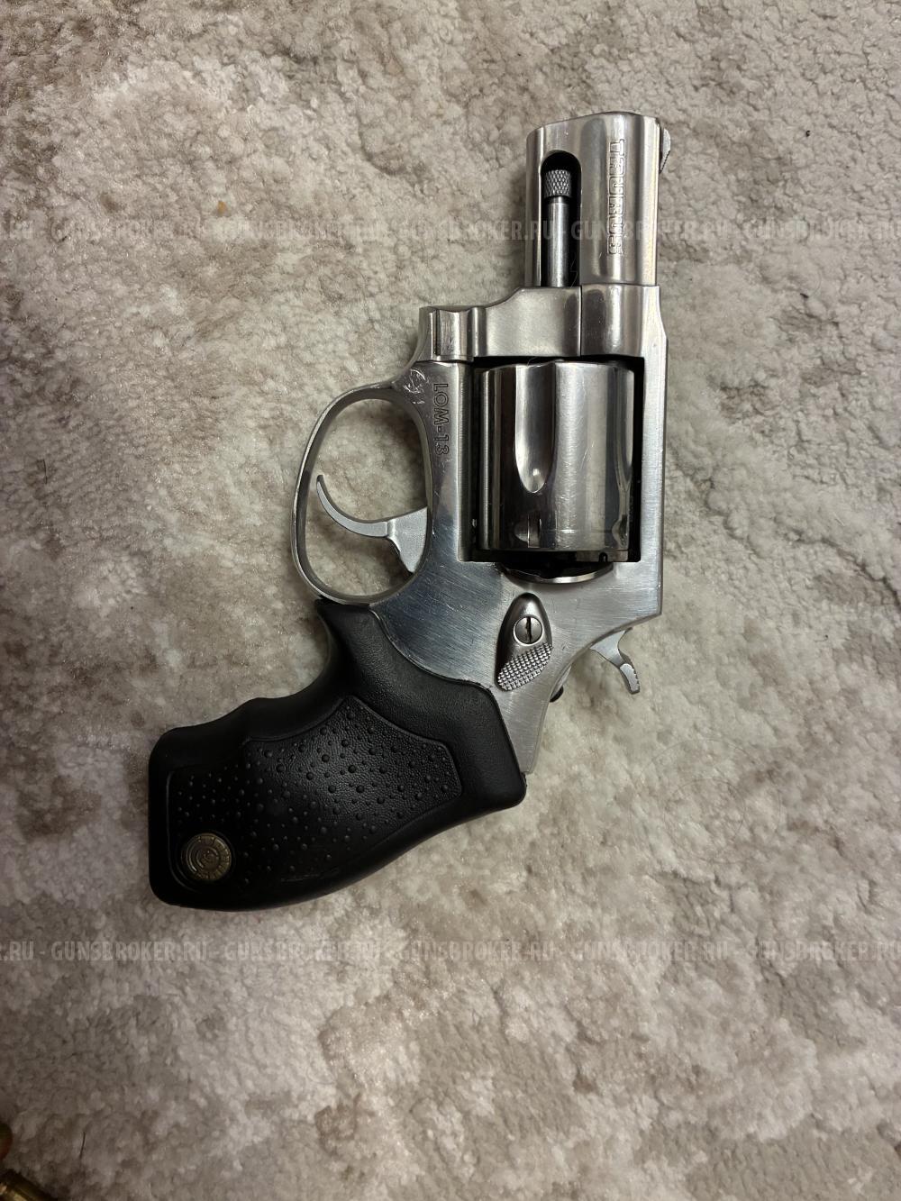 Taurus Lom 13
