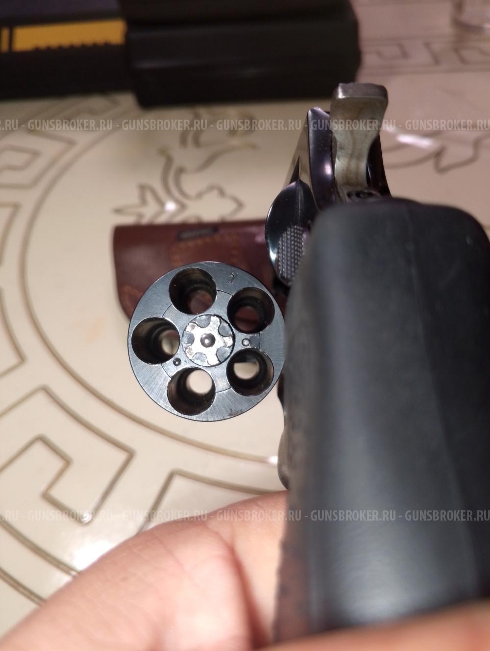 TAURUS LOM 9 P. A. без перегородок