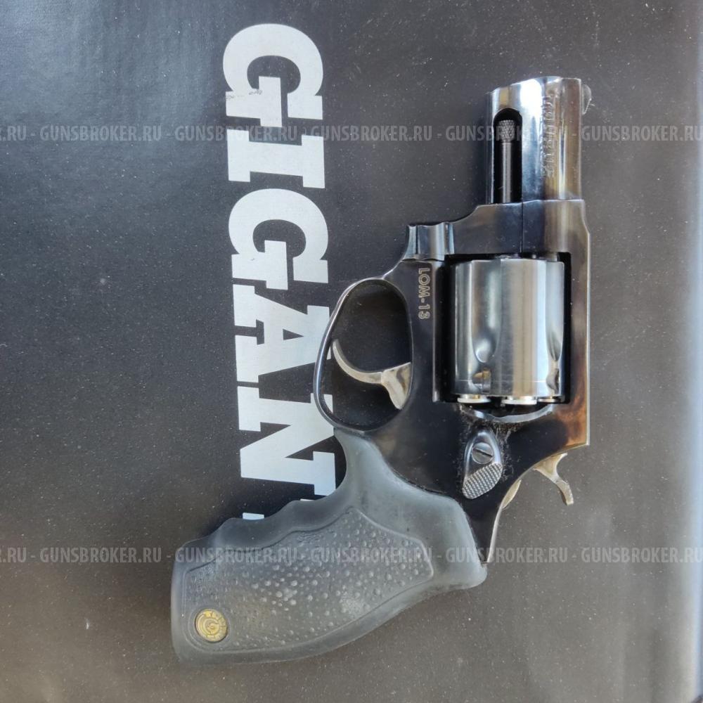 Taurus Lom13