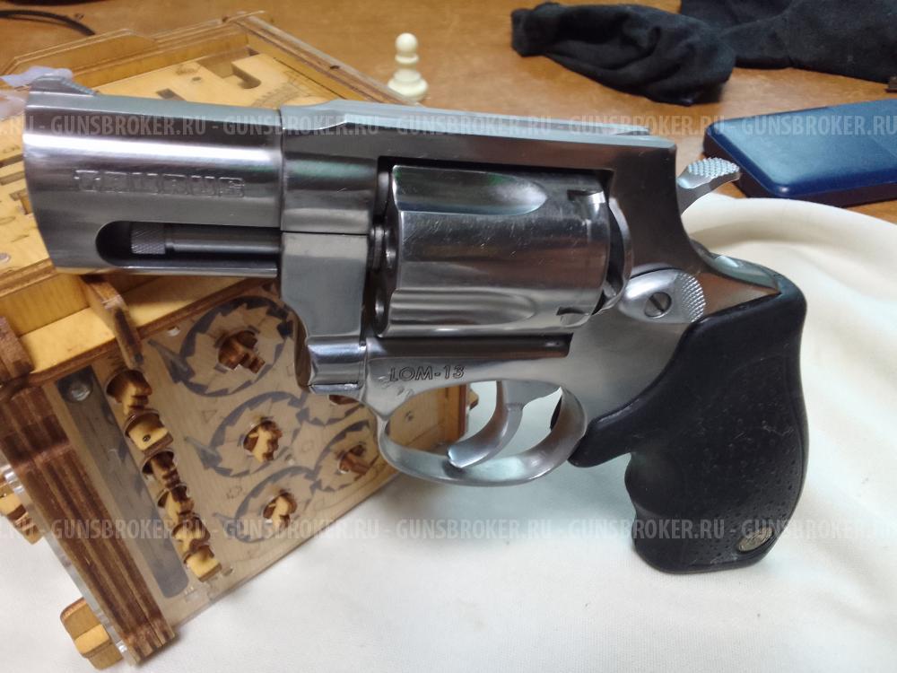 Taurus Lom13