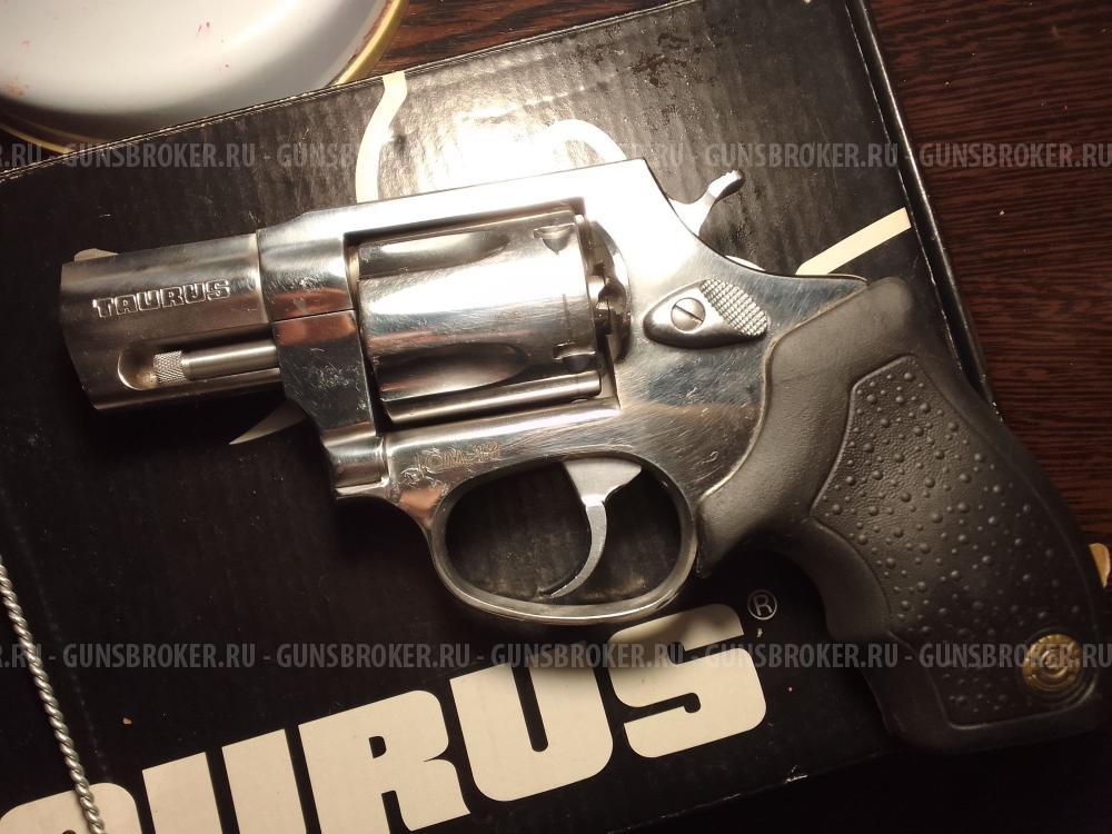 Taurus Lom13