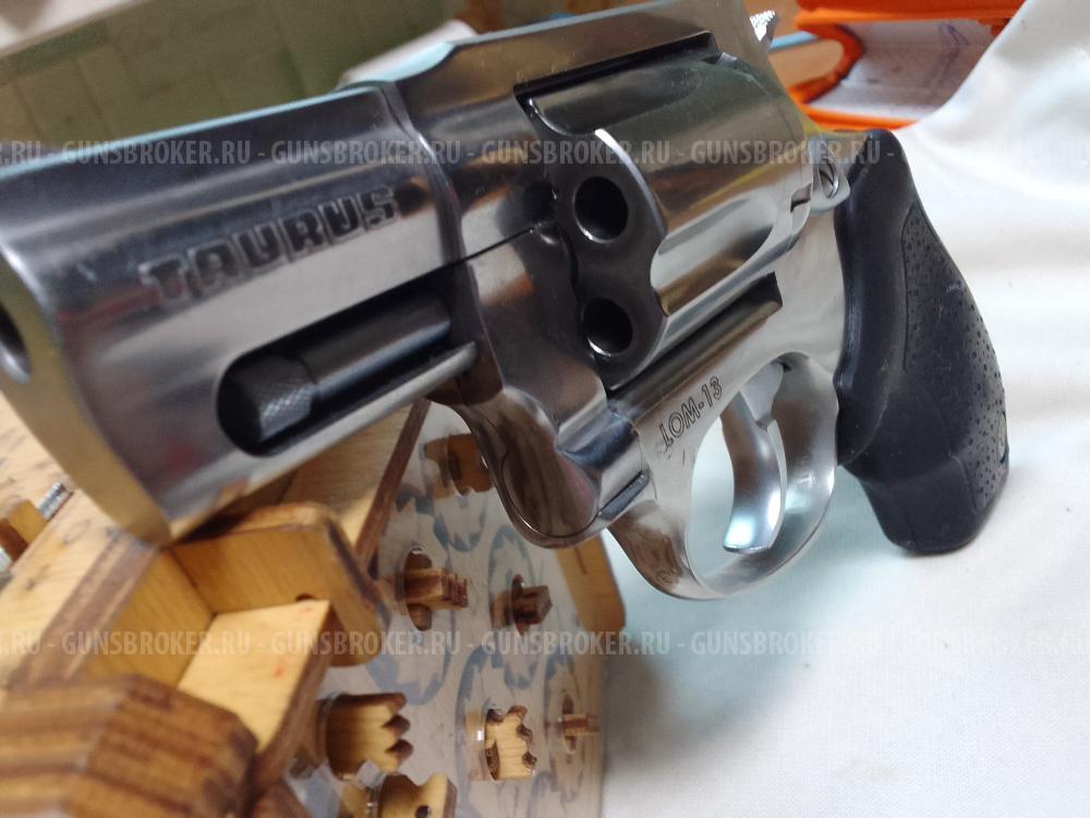 Taurus Lom13