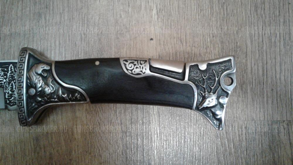 Мощный складной охотничий нож с гравировкой Красавец Клеймо