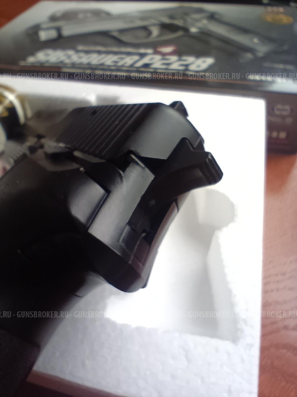 Tokyo Marui Sigsauer p228   hg спринговый пистолет