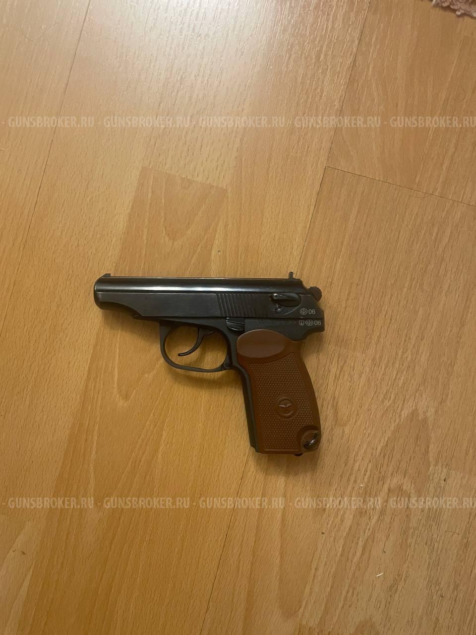Травматический пистолет ИЖ-79-9Т  состояние нового, настрел 20-30 патронов