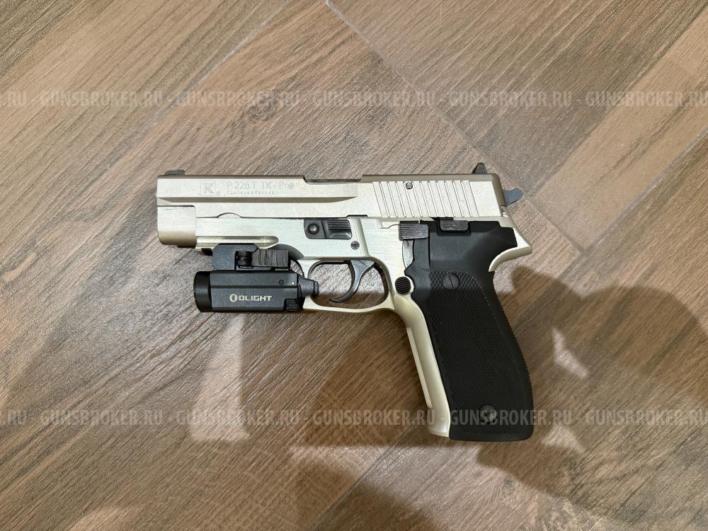 Травматический пистолет P226T TK-Pro 10x28 (Cerakote Silver)