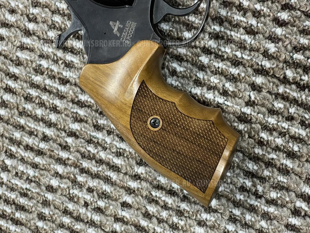 Травматический револьвер ГРОЗА Р-03С (бронь до 18 числа 19:00)