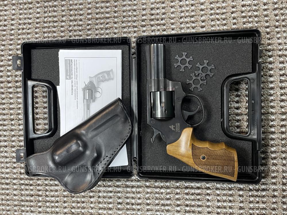 Травматический револьвер ГРОЗА Р-03С (бронь до 18 числа 19:00)