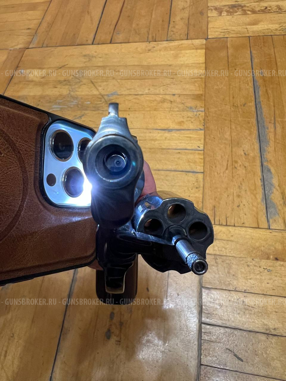 Травматический револьвер Taurus Lom-13 Kurs 10x28