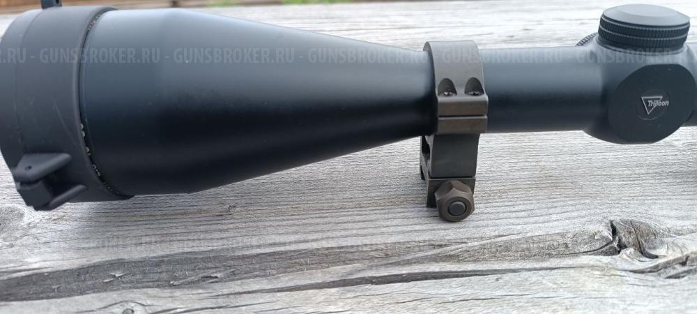 Trijicon AccuPoint TR22-2G (2.5-10x56, Mil-Dot Green) на стальных кольцах Trijicon 