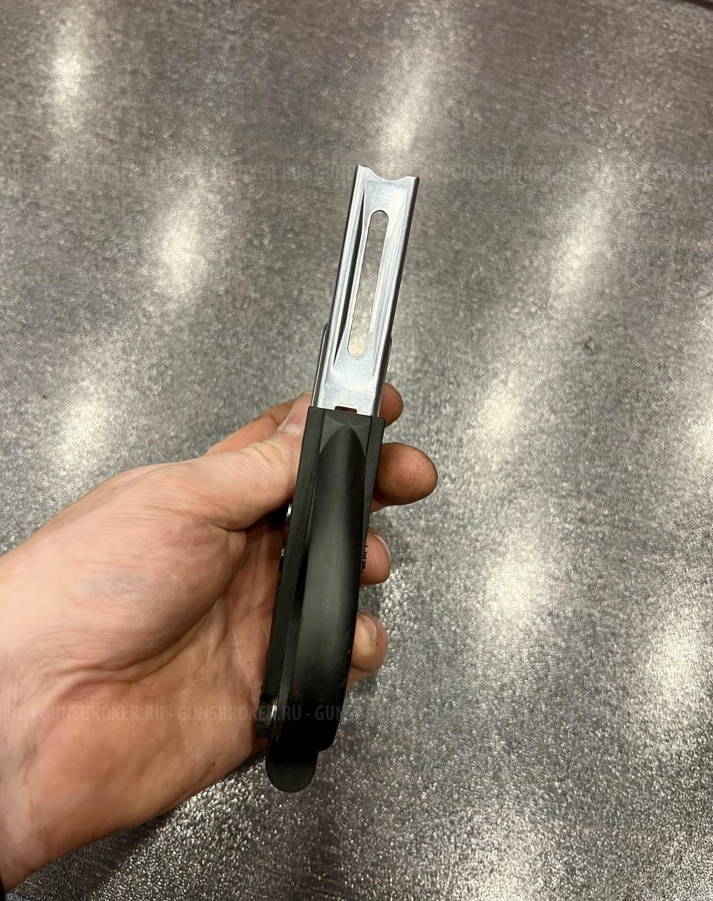 УСМ Bernardelli MEGA