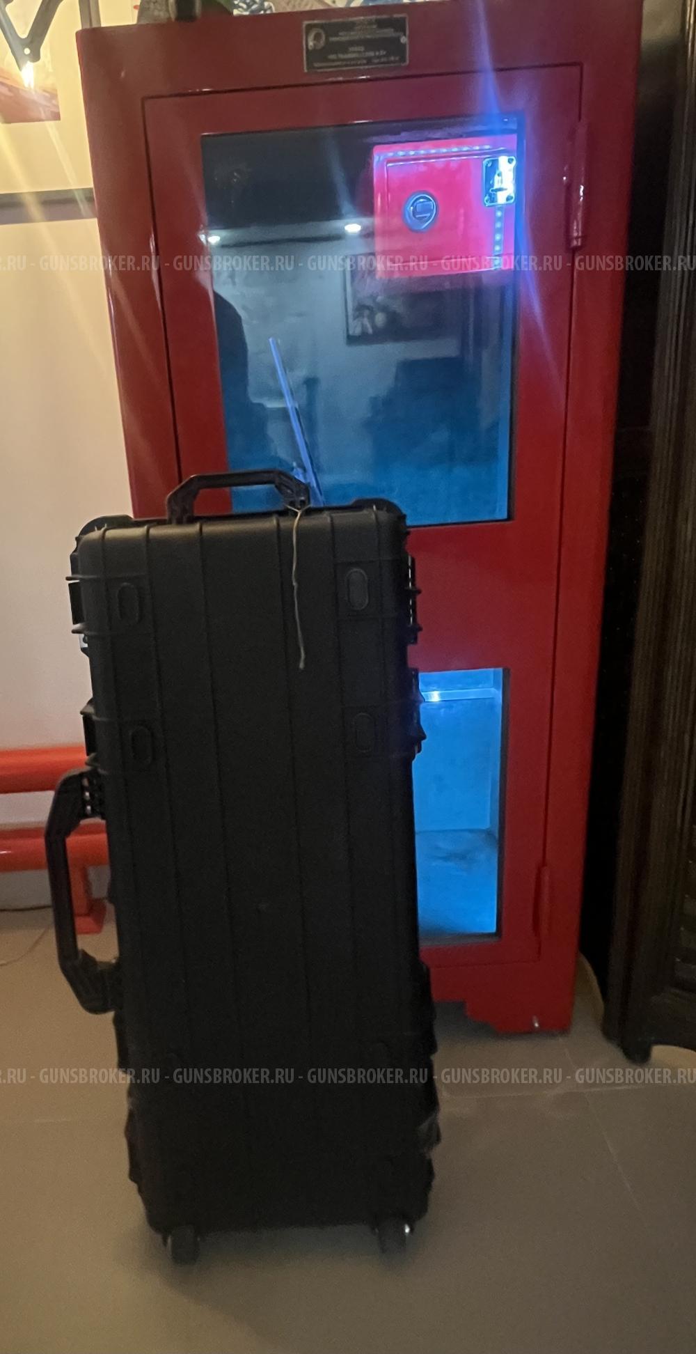 Водо- и пыленепроницаемый защитный оружейный кейс Peli Protector 1700  