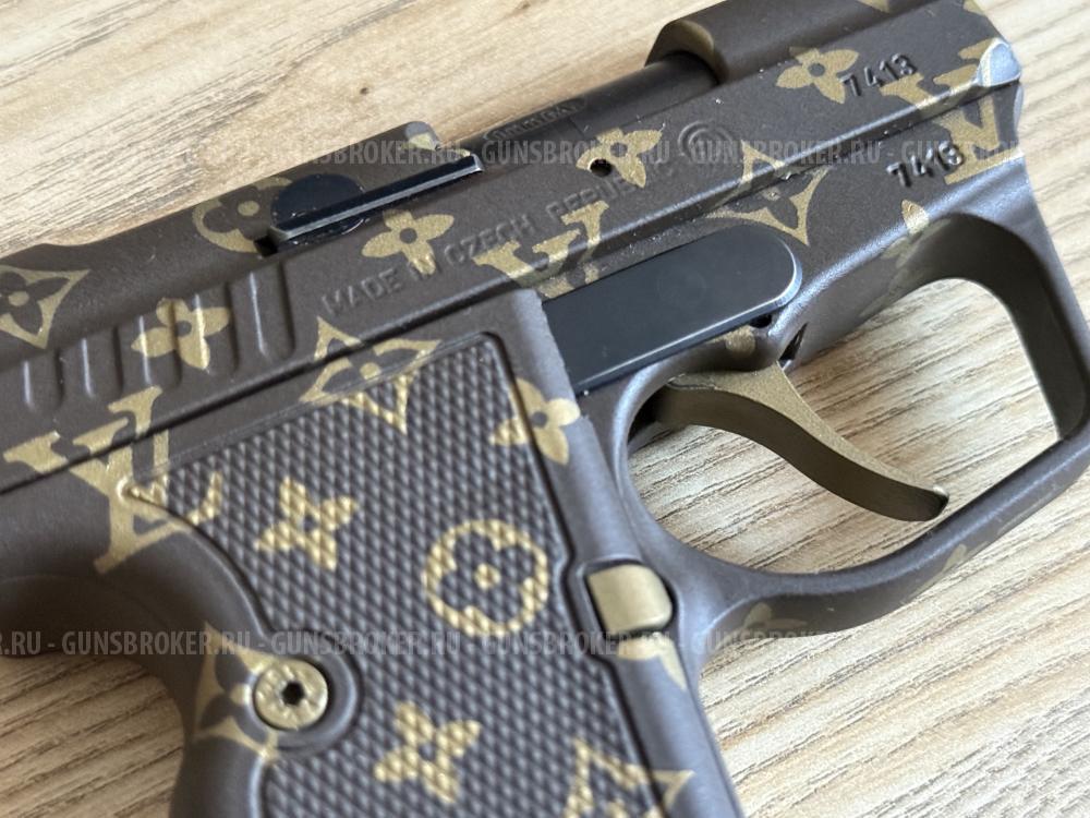 Wasp R Louis Vuitton Edition 