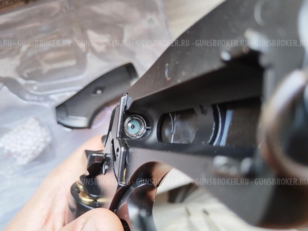 Револьвер Webley MKVI (CO2 Powered) от Well Pro