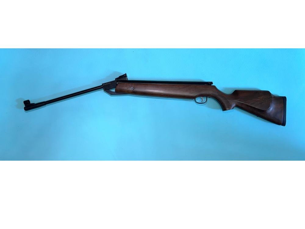 Webley Patriot 6.35 мм (.25), дерево