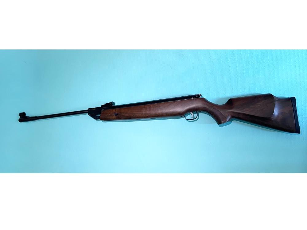 Webley Patriot 6.35 мм (.25), дерево