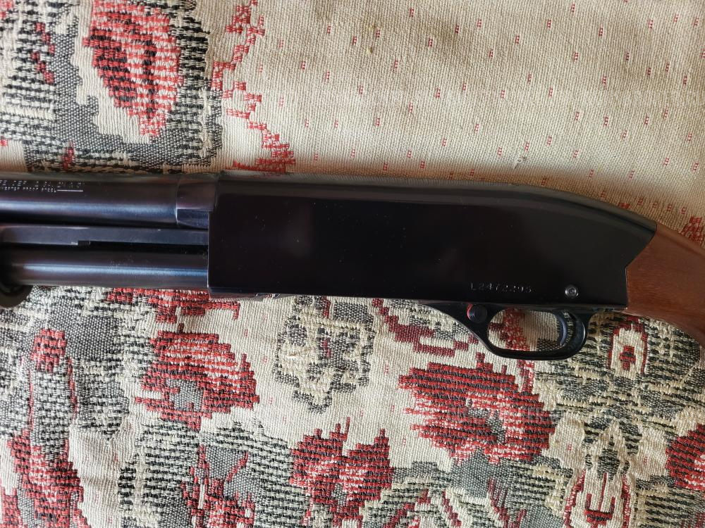 Winchester model 1300 Defender